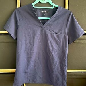 Navy scrub set from Mandala, XS top & size XS jogger bottoms